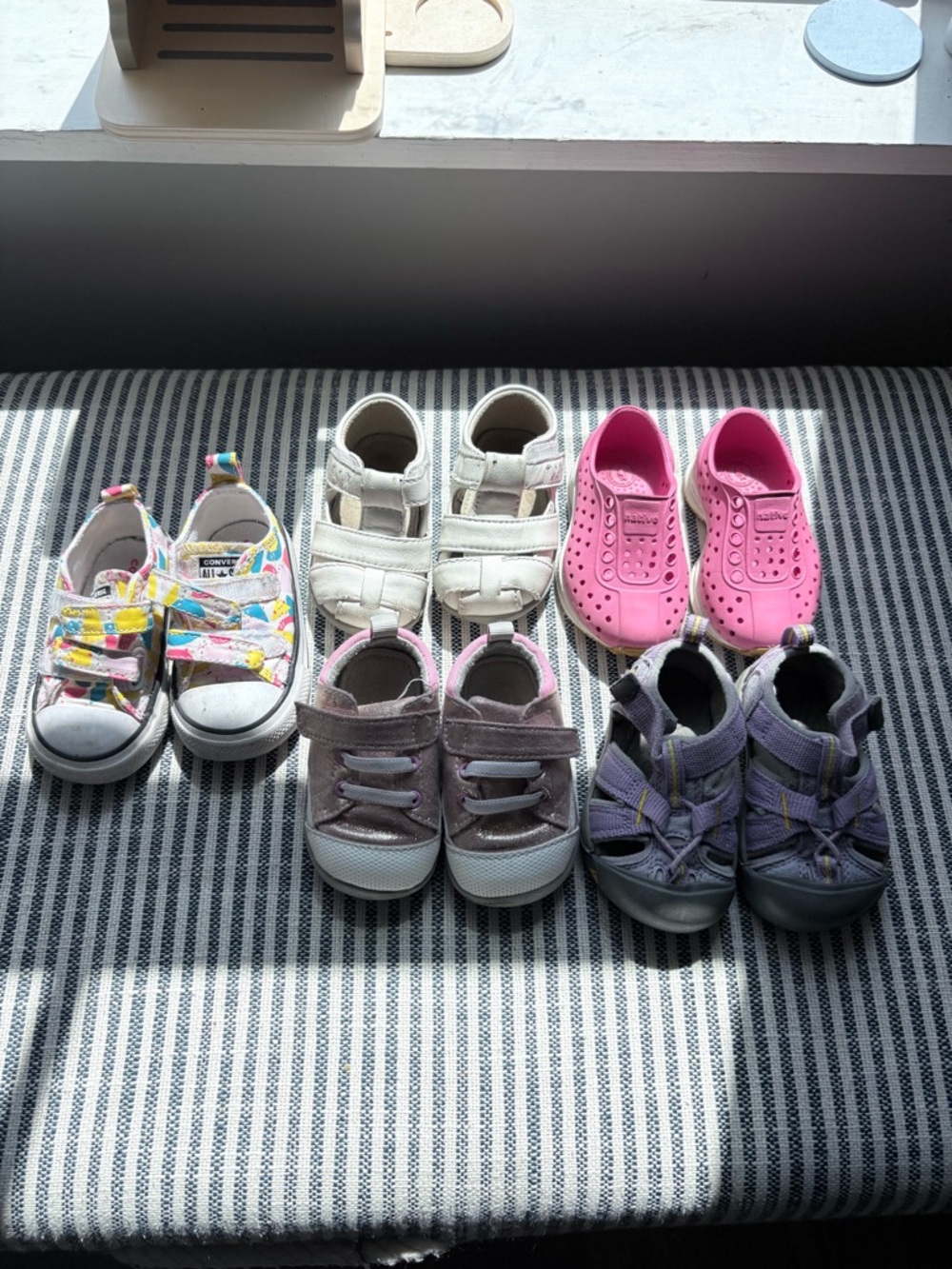 Lot size 4 Girl Shoes & Sandals